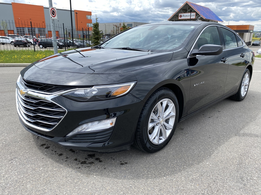 Pre-Owned 2019 Chevrolet Malibu 4dr Sdn LT W-1LT Sedan In Calgary #2062 ...