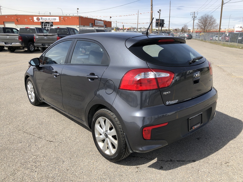 Pre-Owned 2016 Kia Rio 5dr HB Auto EX / Heated seats / Back up cam ...